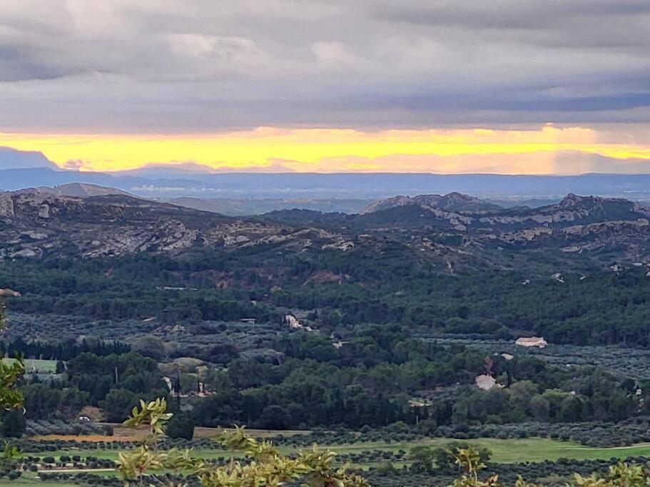 Le Balcon Du Prince Noir Les Baux-de-Provence Luaran gambar
